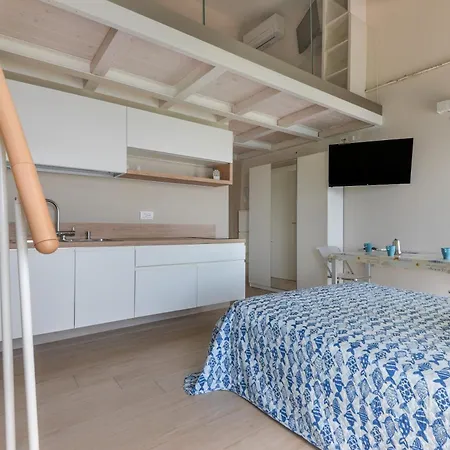 Residenza De Luxe * ריו מרינה