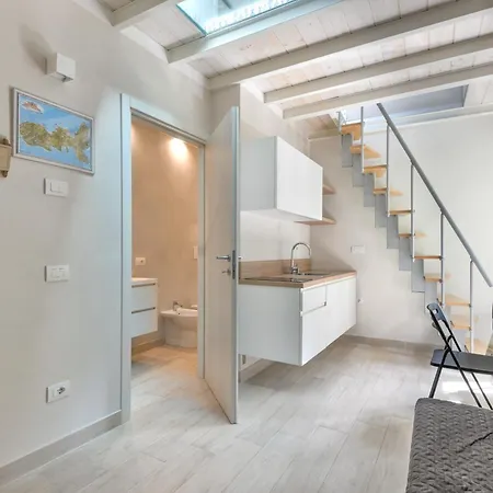 Residenza De Luxe בית נופש ריו מרינה