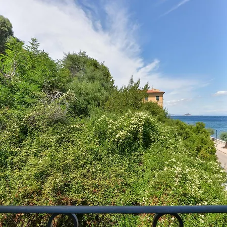 בית נופש Residenza De Luxe *