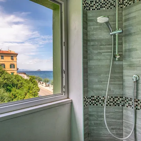 Residenza De Luxe ריו מרינה